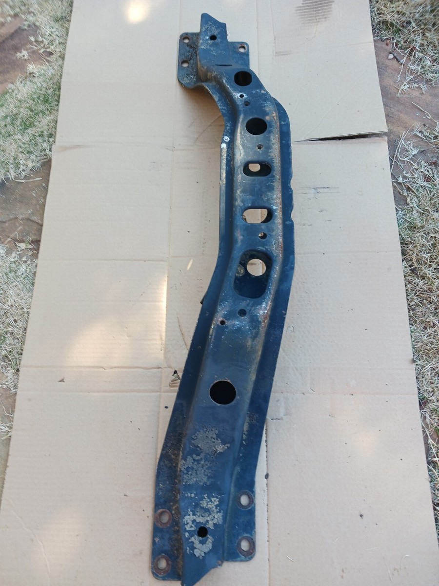 パーツ 4runner Amazon.com: TIOYAR Front Bunper Compatible with Toyota
