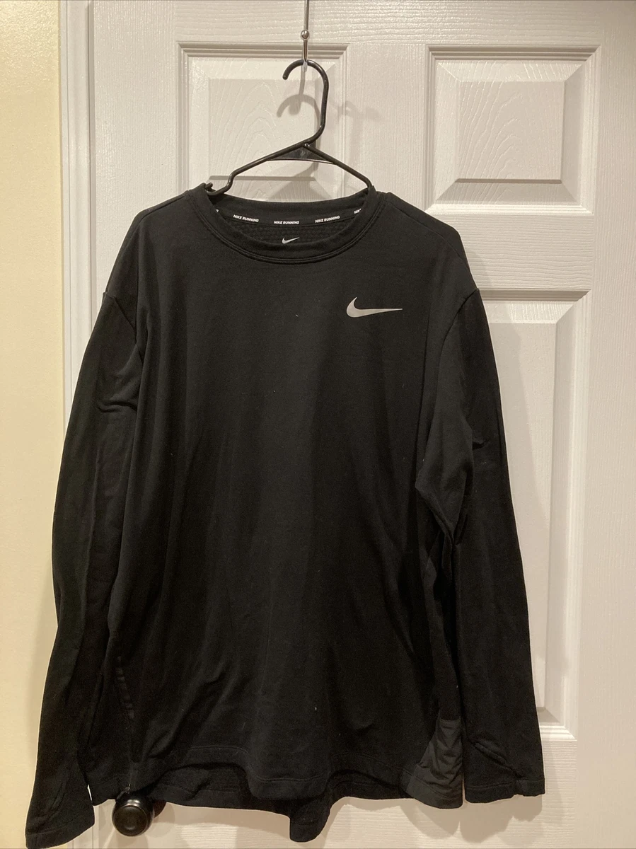 Nike 930240 top