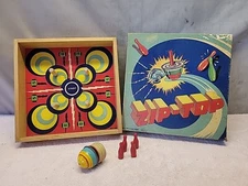 P•Vintage Zip-Top Deluxe Game Corp #40 Top & Post Game