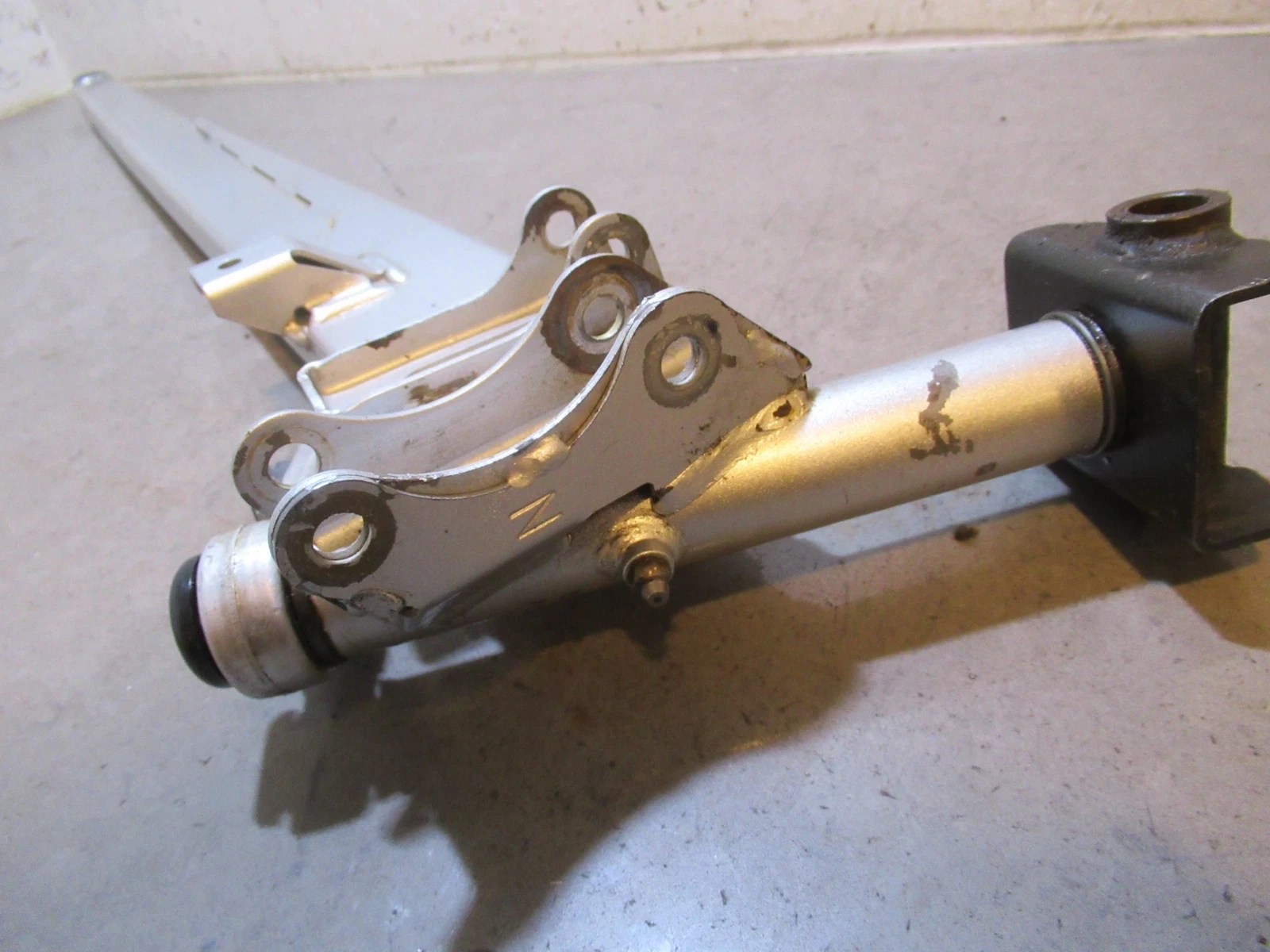 Yamaha Viper 700 Trailing Arm Right 2003 #8