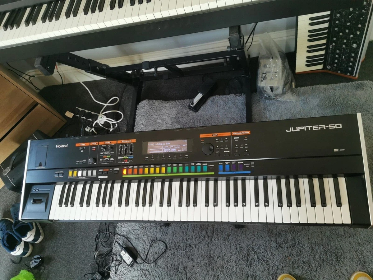 keyboard music workstation