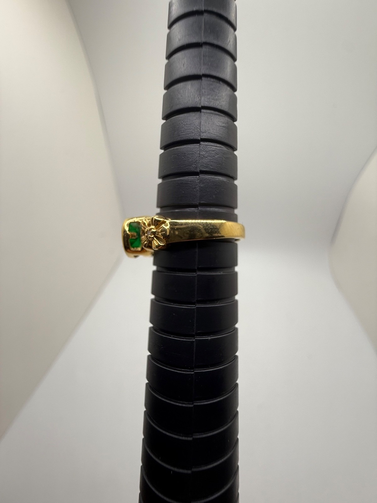  Vintage Camrose Kross JBK Ring Green Rhinestone Gold Tone  COA Size 5