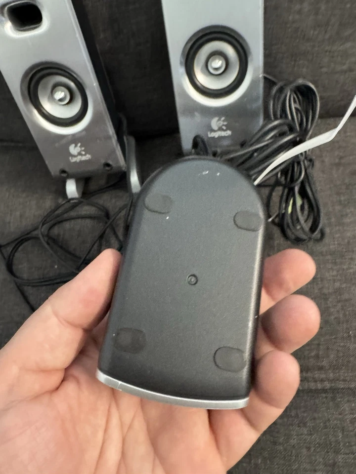 Logitech Z3 Lautsprecher / 2.1 40W OHNE SUBWOOFER - Bild 4 von 4