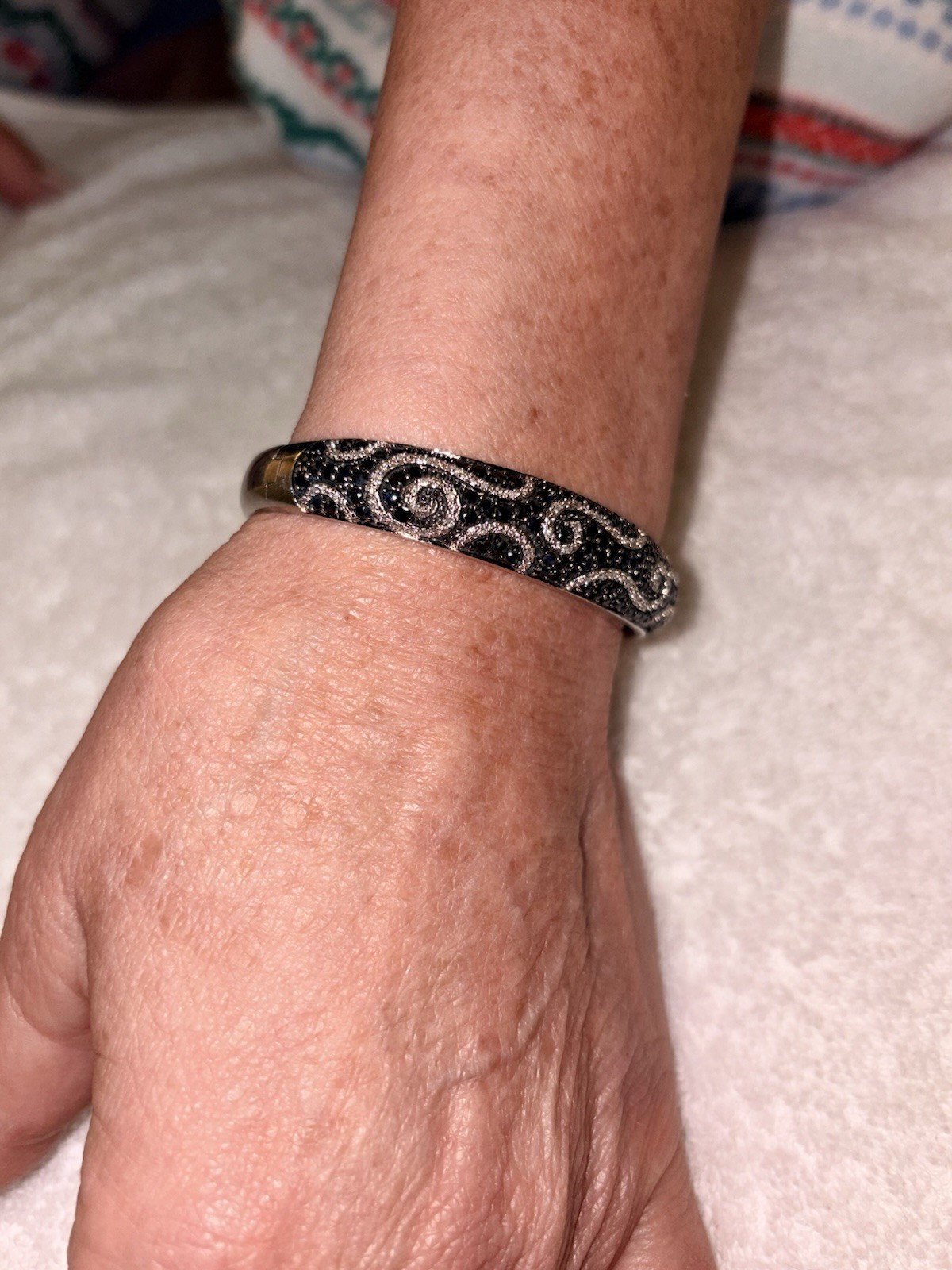 Black Silver Swirl Pattern Round Bangle Bracelet,… - image 2