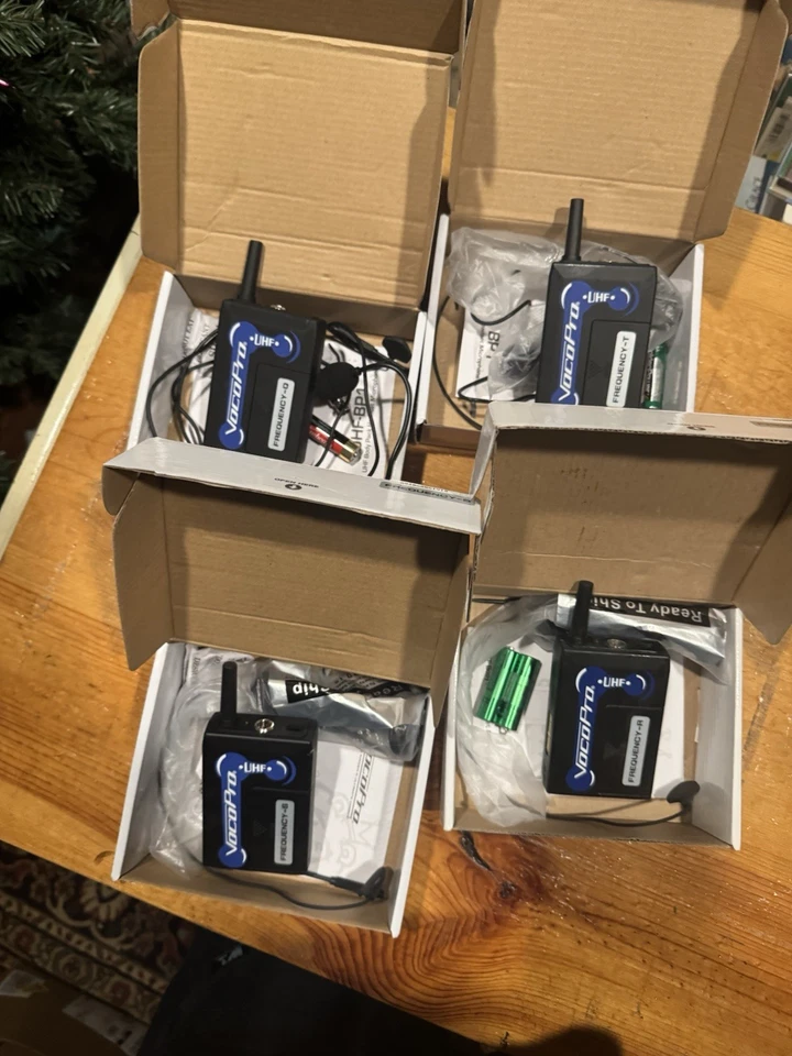 VocoPro UHF-BP1 Headset Microphone & Wireless Bodypack (FOUR) Frequency Q R S T - Image 2 of 4