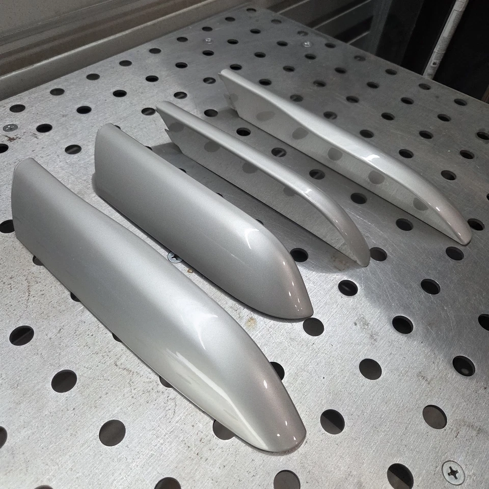 02-14 Cadillac Escalade ESV Equipaje Techo Tapa Tapa Juego OEM PLATEADO Foto 2 de 4