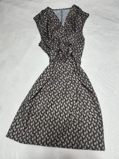 2 Medium Women’s Dresses That Can Be Used As Casual, Work Or Leisure Wear