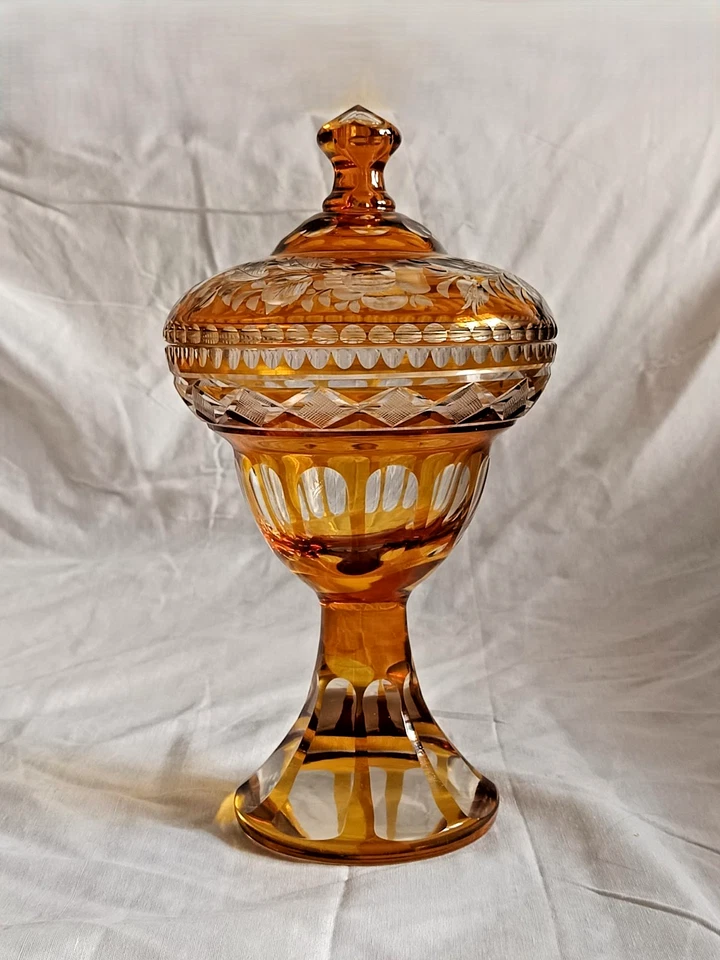 Splendido porta Confetti Caramelle in Cristallo Vetro Ambrato di Boemia decorato - Immagine 2 di 4