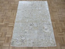4 x 5'10 Hand Knotted Beige Fine Modern Abstract Oriental Rug With Silk G9657