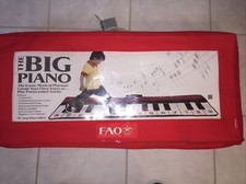 FAO Schwarz Big Piano Dance Mat with Built-in Songs - 70" Instructions Excellent