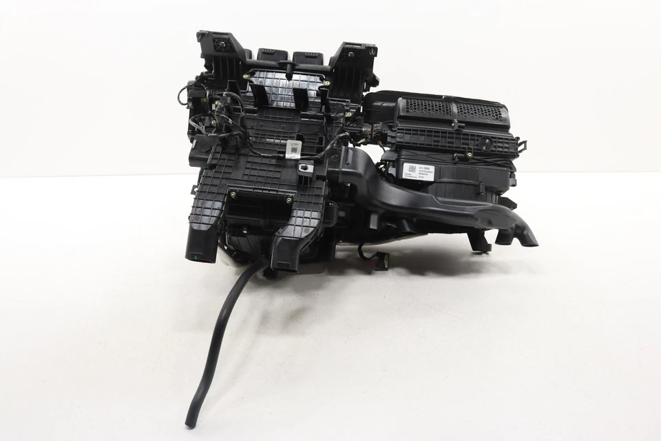 Cadillac Xt6 2020-2025 climatización aire acondicionado soplador carcasa caja estuche 84751069 Foto 3 de 4