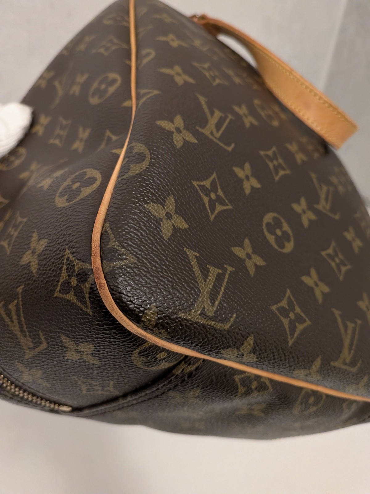 Authentic LOUIS VUITTON Excursion Handbag M41450 … - image 14