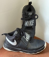 NIKE TEAM HUSTLE D8 KIDS' YOUTH SIZE 4Y BASKETBALL SPORT SNEAKERS BLACK SILVER