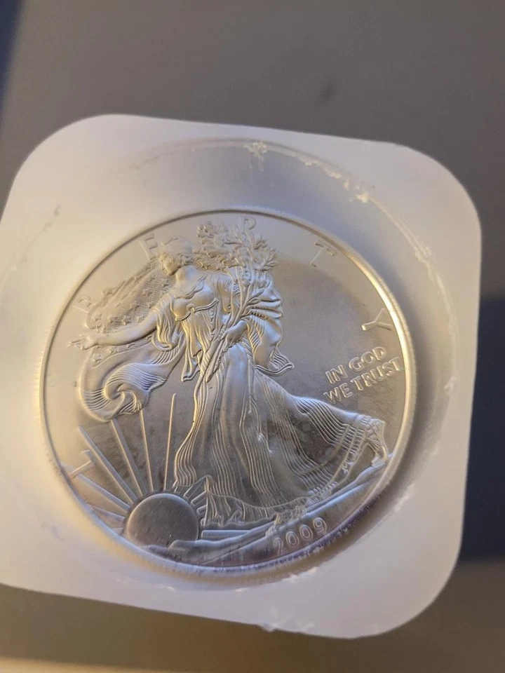 Roll of 20 - 2009 1 oz American Silver Eagle - BU Coins in US Mint Tube - Image 4 of 4