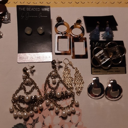 7 PAIRS EARRINGS MONET, TORTOISE, SILVER, VERY NICE QUALITY AND CONDITION LOT