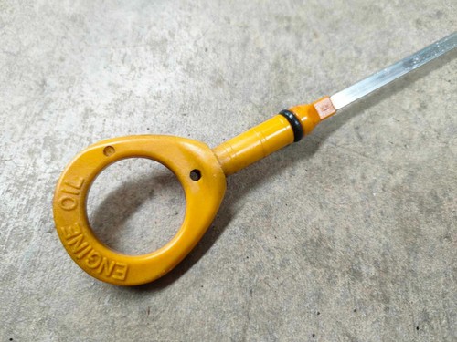 12/2001 to 04/2007 Toyota ZZE122R Corolla 1.8L Petrol - Engine oil dipstick - Picture 2 of 2