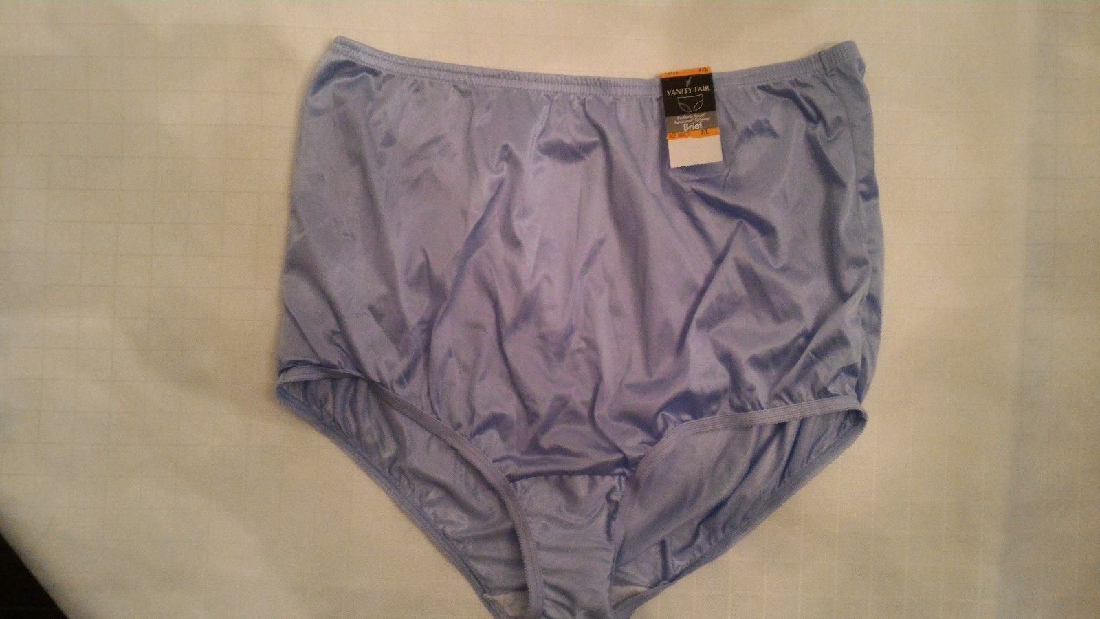 womens panties Vanity Fair Perfectly RAVISSANT nylon Briefs SIZE 710