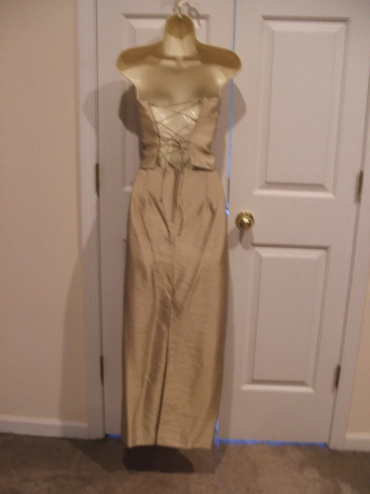 NWT $149 zinnia bridal 2 pc green formal bridesmaid ocasion gown siz jr med- 7-9 - Image 4 of 4