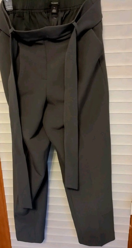 Women's Halogen Army Green Extra Small Dress Pants Brand New With Tags