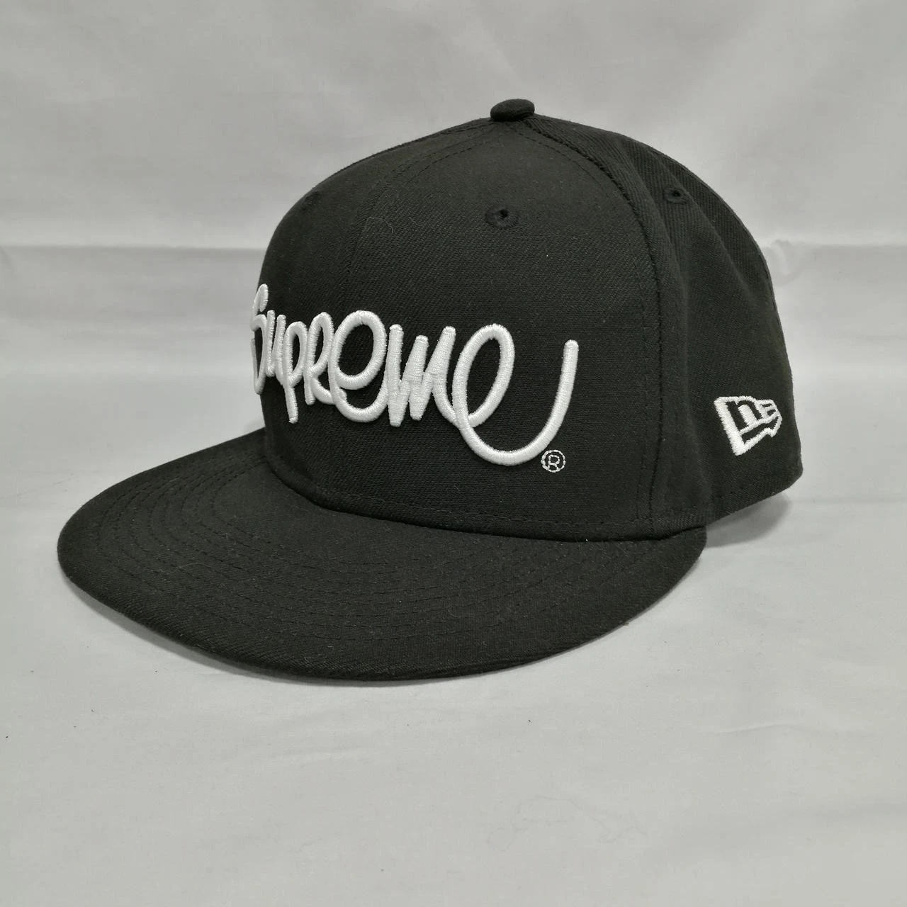 SUPREME NEUF Numéro de modèle : Casquette noire