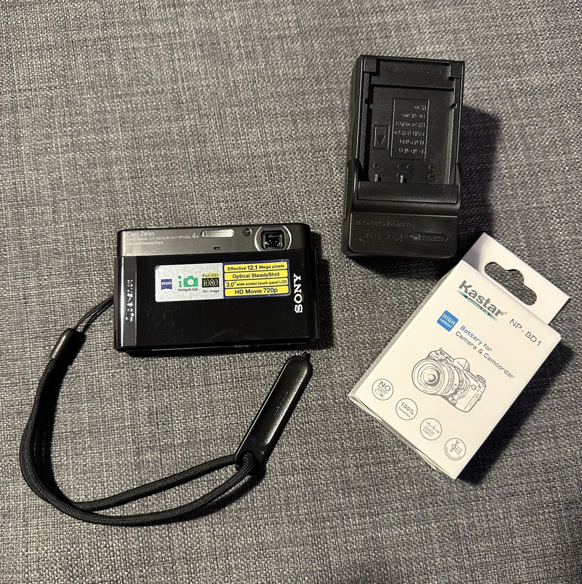 95.Cyber-shot　dsc t90 Amazon.com : Sony Cyber-shot DSC-T90 12.1MP Digital Camera with 4x