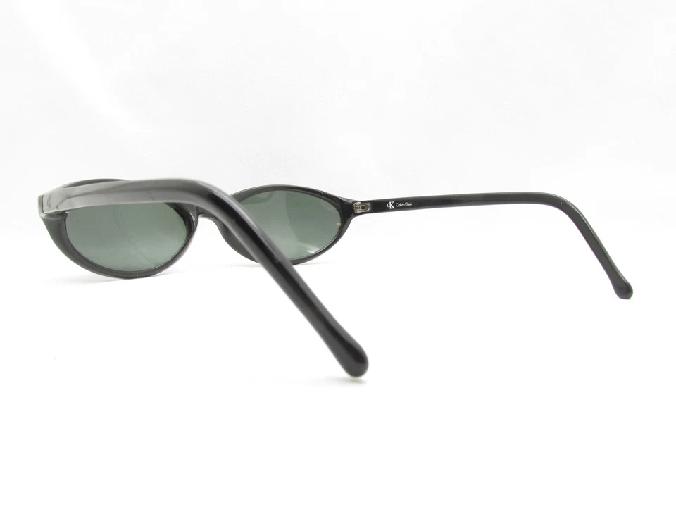 GAFAS DE SOL CALVIN KLEIN 4016 51 NEGRAS ENVOLVENTES DEPORTIVAS OVALADAS 57-18-130 118116 Foto 4 de 4