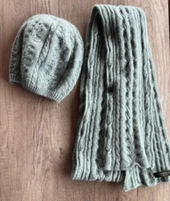 McDonald New Zealand Scarf Hat Set Wool Soft Girl Sage Green Knit