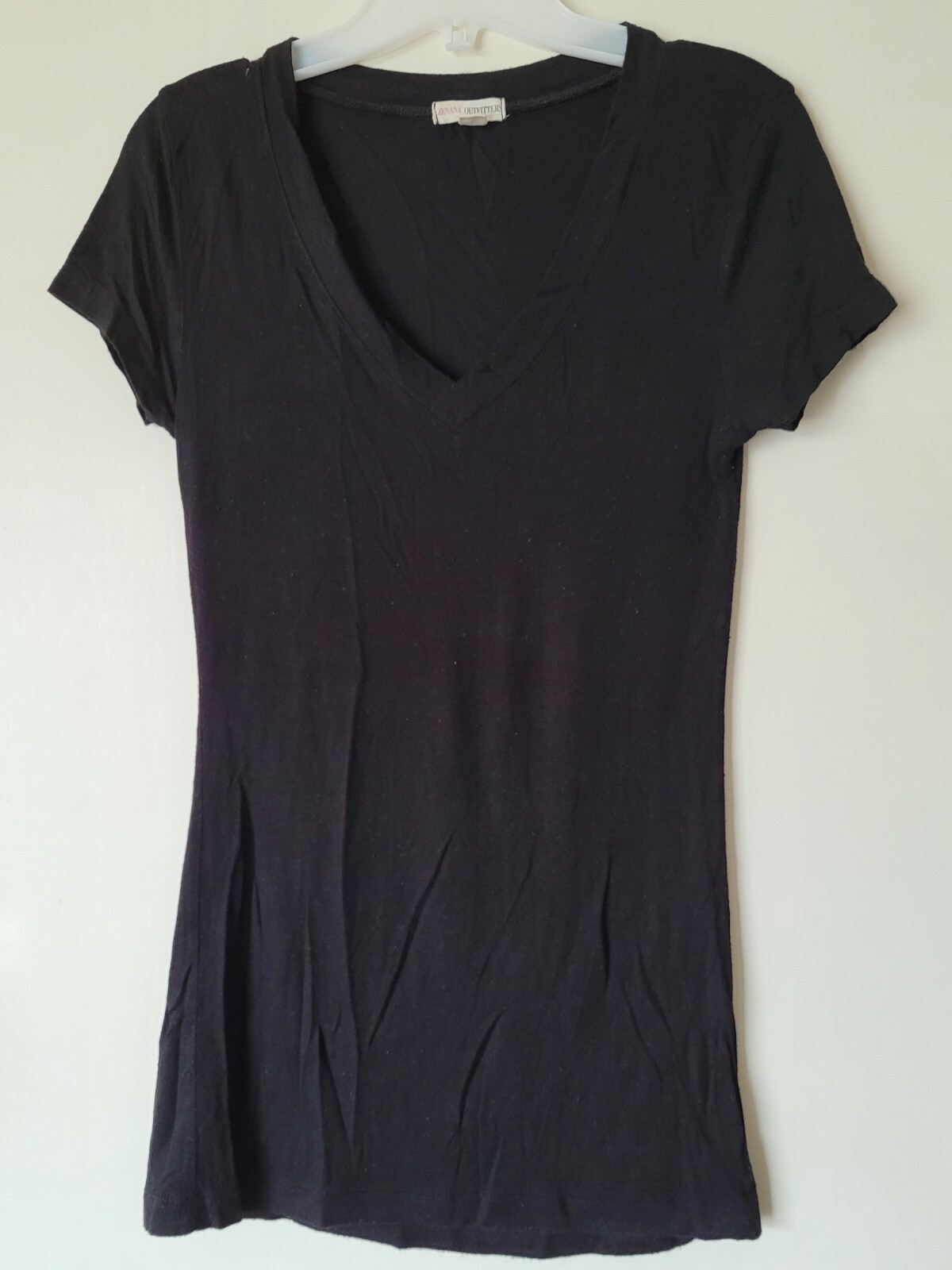 Zeana Outfitters Basic Solid Black V Neck Short S… - image 1
