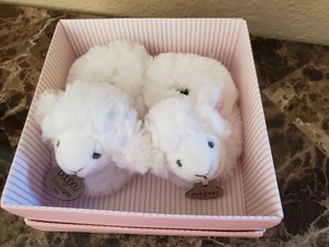 doudou et compagnie lamb slippers