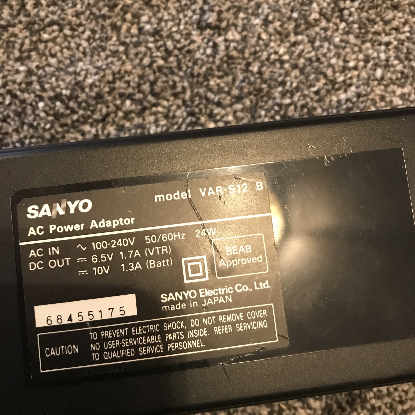 Sanyo Video Camera Recorder 10x Zoom 8mm Camcorder Model VMEX280P Made
