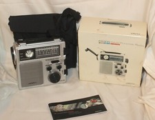 Eton FR 300 Emergency Multi Purpose Crank Radio Light Siren NOAA Weather w/Box