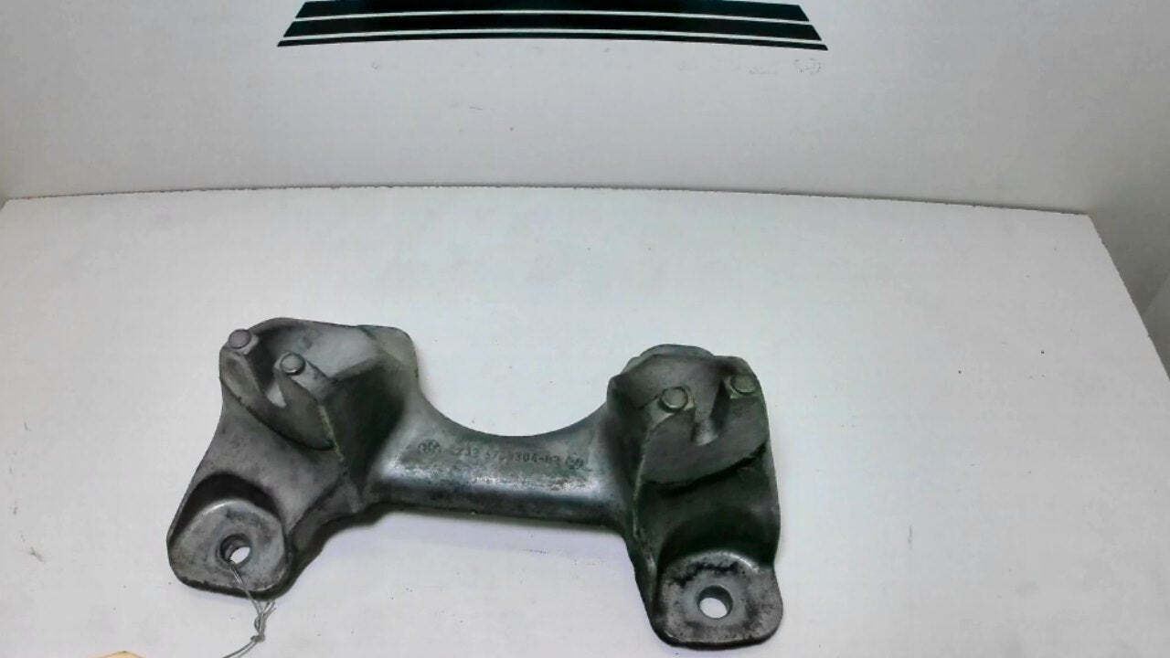BMW E90 325i 328i auto transmission mount crossmember 22326760304  