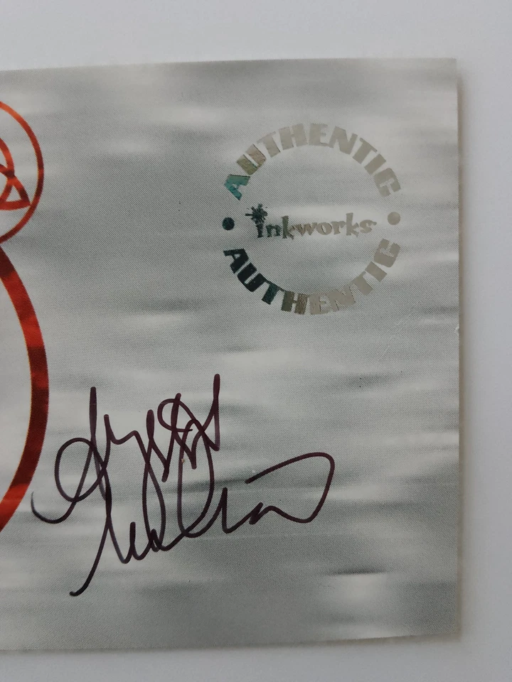 Alyssa Milano Inkworks 2000 Charmed Season 1 Autograph A3 Phoebe Halliwell - Image 4 of 4