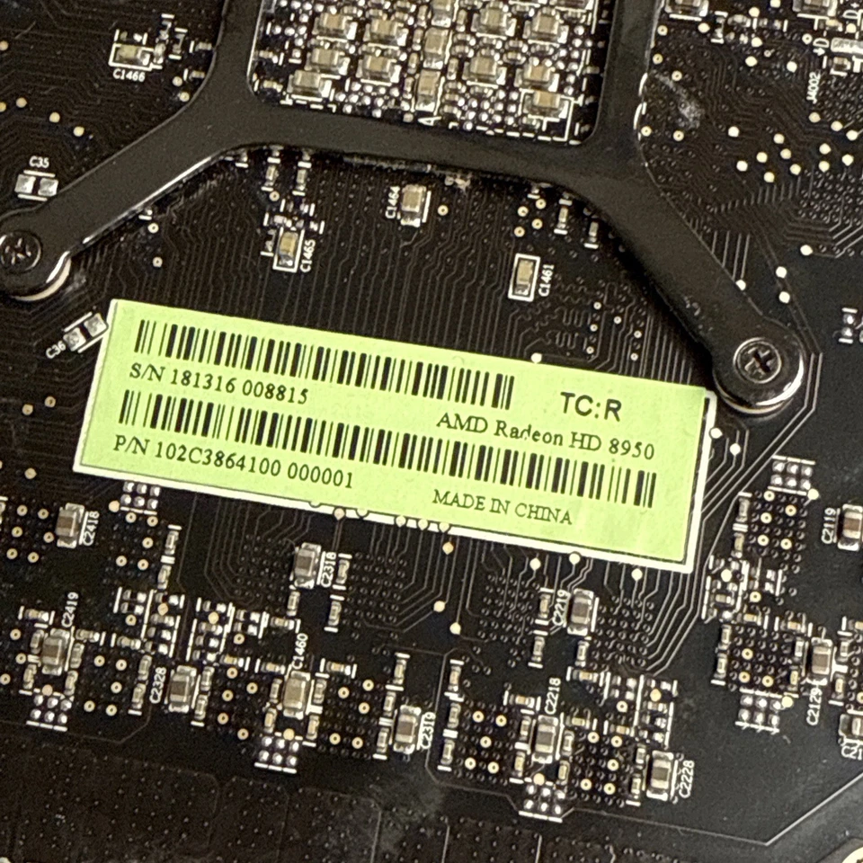 AMD Radeon HD 8950 3GB GRAPHICS CARD flashed for Mac - Image 3 of 4