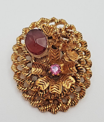 VTG Rose Cut Austria Crystal Brooch 1.5in Textured Gold Tone MISSING STONE READ