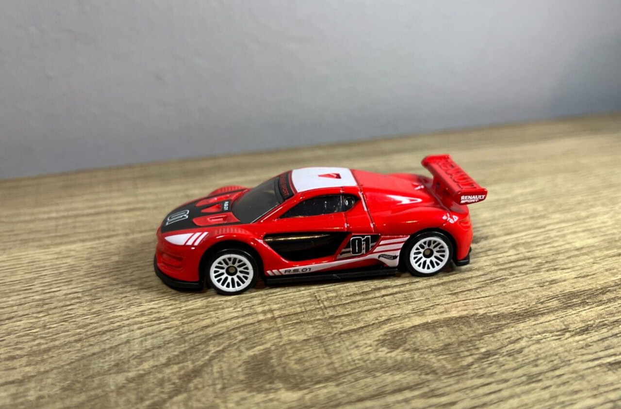 Hot Wheels Red Renault Sport 01 1:64 Scale Diecast Car