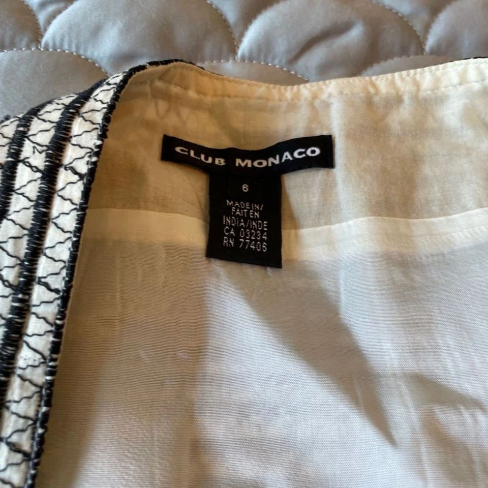 Falda Club Monaco línea a talla 6 Foto 2 de 4