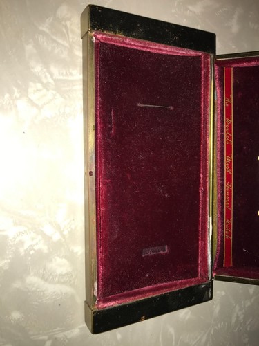 Vintage Longines Watch Brass Case Red Velvet inside - Picture 19 of 19
