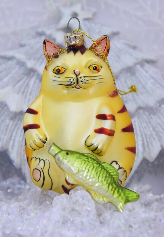 Striped Yellow Fat Cat With Green Glass Fish