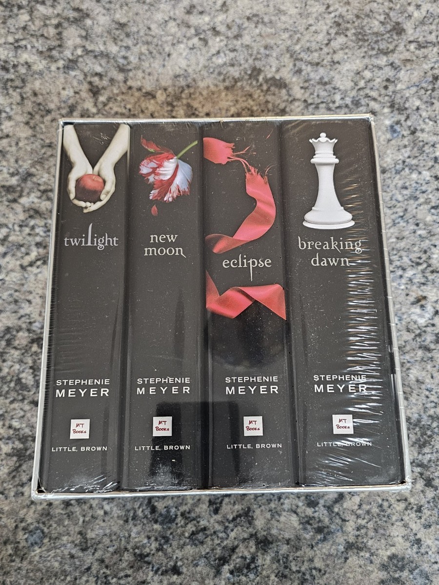 文学・小説 Twilight Saga book set First Edition Twilight Saga Collection Set by Stephenie Meyer (2008, Hardcover