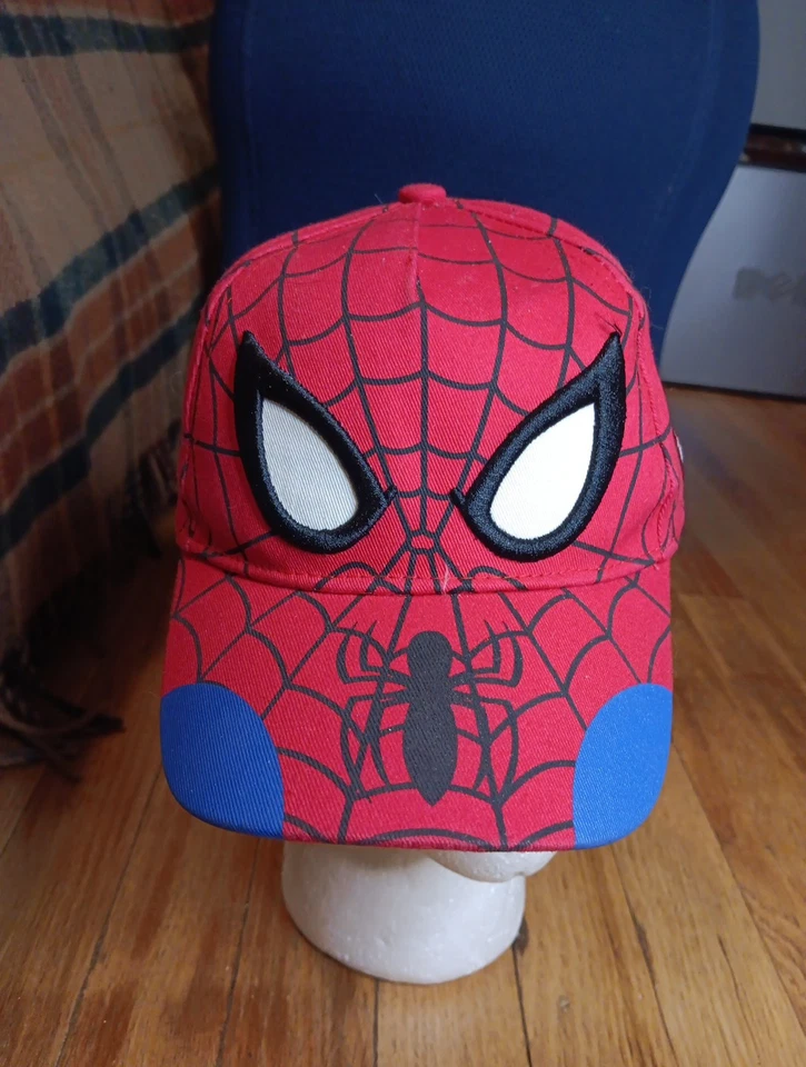 Gorra Marvel Spiderman Bordada Negra Roja Ajustable Juvenil Talla 100% Algodón Foto 2 de 4