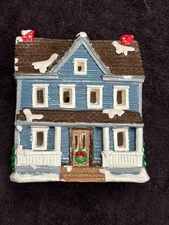 California Creations VILLAGE COUNTRY HOUSE SE 150 Christmas Holiday PAINTED