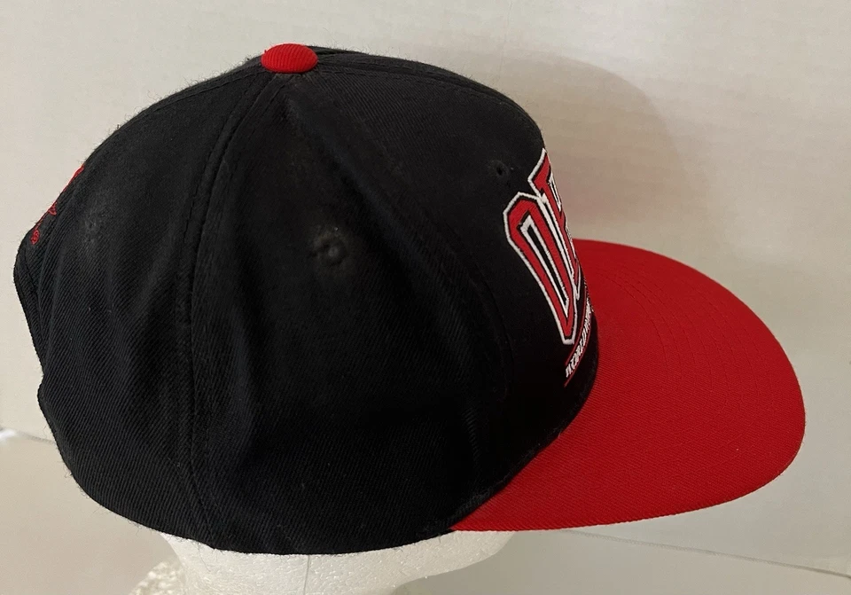 Chapéu Obey Y2K SnapBack preto vermelho “Worldwide Propaganda” OSFA - Imagem 4 de 4