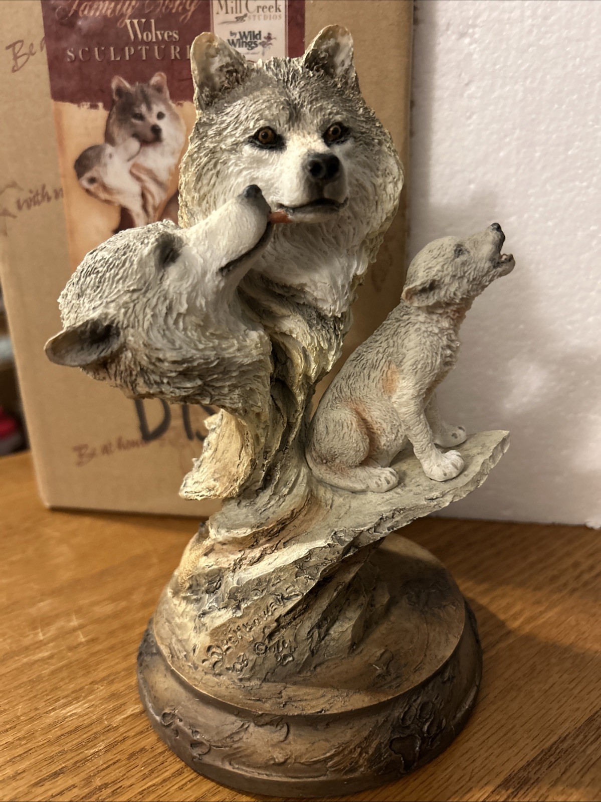 Mill Creek Studios Family Song Wolves Wolf Sculpture w/ Box