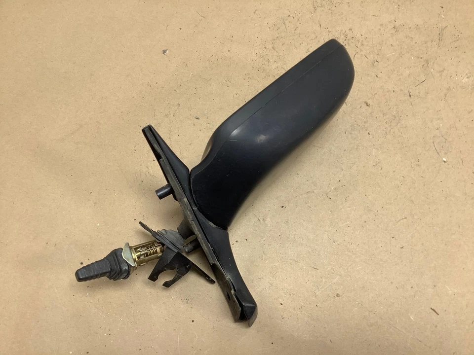 VOLVO 760 1983 1987 FRONT LEFT DRIVER SIDE VIEW MIRROR POWER FOLDING BLACK - Image 4 of 4