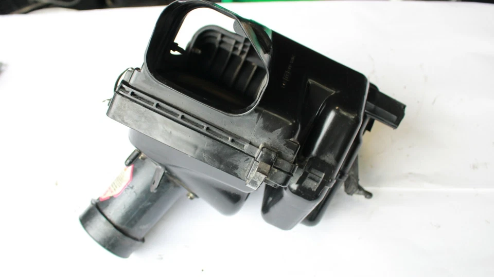 Infiniti G35 2006 cupé filtro de aire montaje de caja filtro Maf K&N M2983 Foto 4 de 4