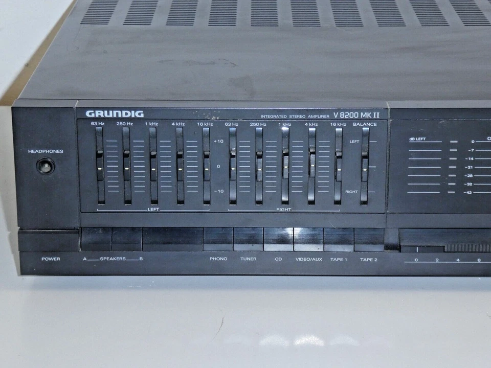 Grundig V 8200 MKII Integrated Stereo Amplifier m. 5-Band Equalizer, DEFEKT - Bild 2 von 4