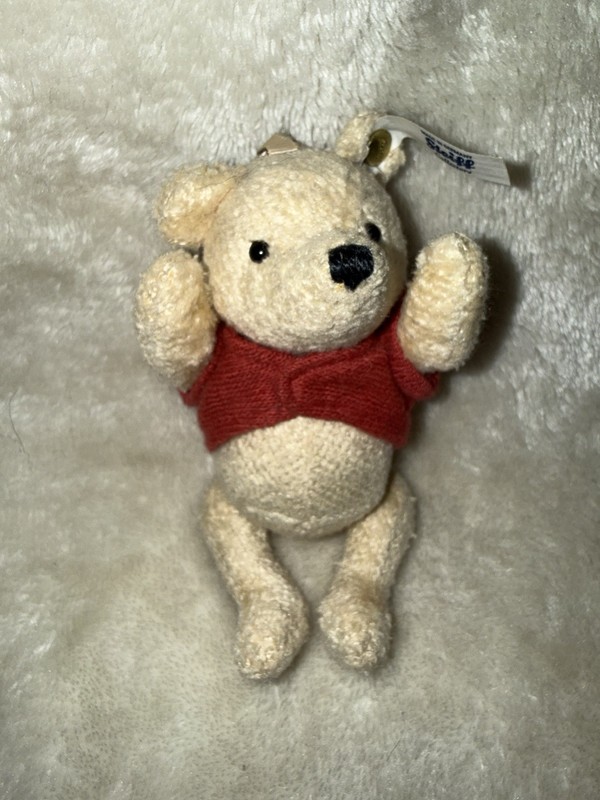 Steiff Pooh Keychain