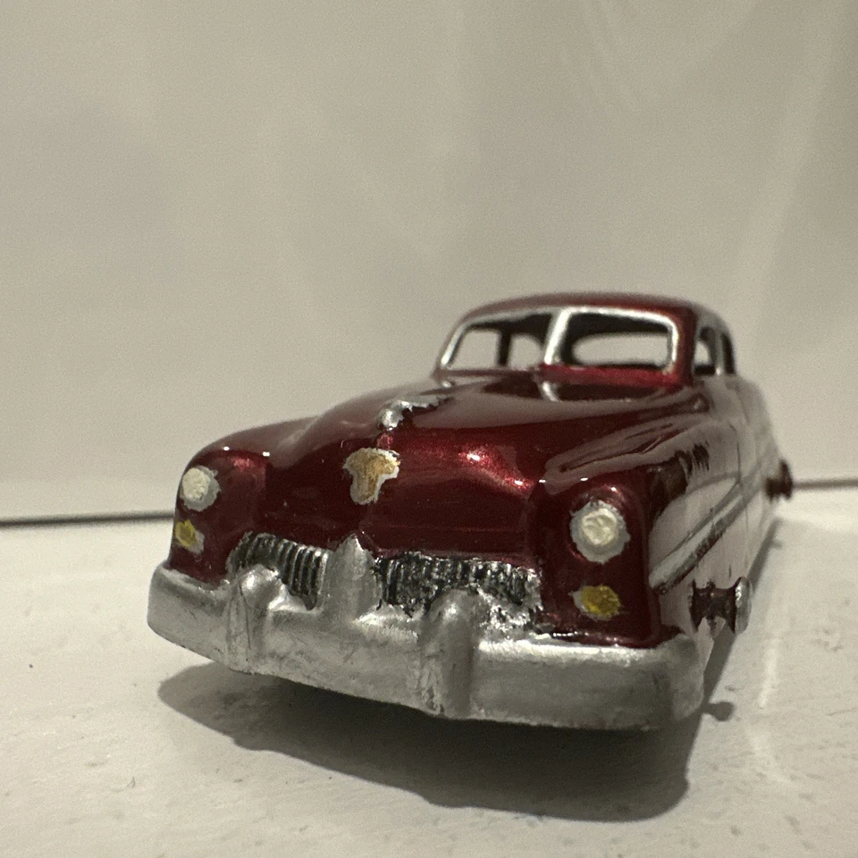 TOOTSIETOY 1950 SEDÁN MERCURY 1/43 MODELO DIECAST ROJO Foto 3 de 4