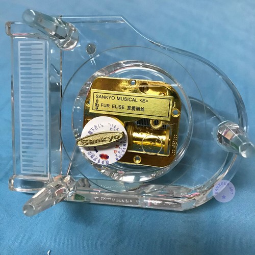 Play "Unchained Melody" Crystal Piano Wind up Music Box With Sankyo Movement - Picture 5 of 7